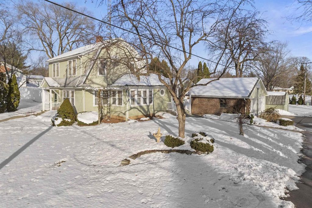 Photo of 306 N Main STREET, Orfordville, WI 53576 (MLS # 2013973)