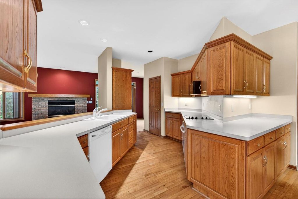 Photo of 4431 Bellhaven LANE, Oshkosh, WI 54904 (MLS # 50324562)