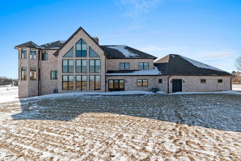 Photo of 2315 Silveridge DRIVE, Manitowoc, WI 54220 (MLS # 50320403)