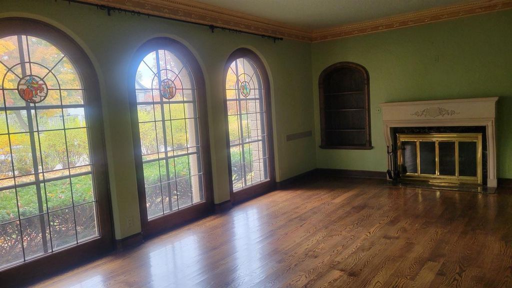 Photo of 1101 S Monroe AVENUE, Green Bay, WI 54301 (MLS # 50318577)