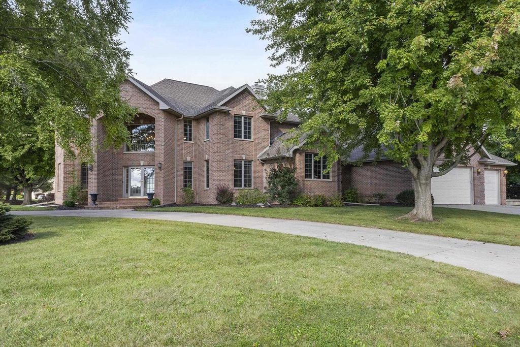 Photo of 4354 Hilton Head DRIVE, Oneida, WI 54155 (MLS # 50316124)