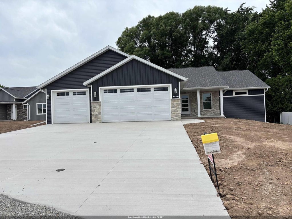 Photo of N3997 Wettering WAY, Kaukauna, WI 54130 (MLS # 50326490)