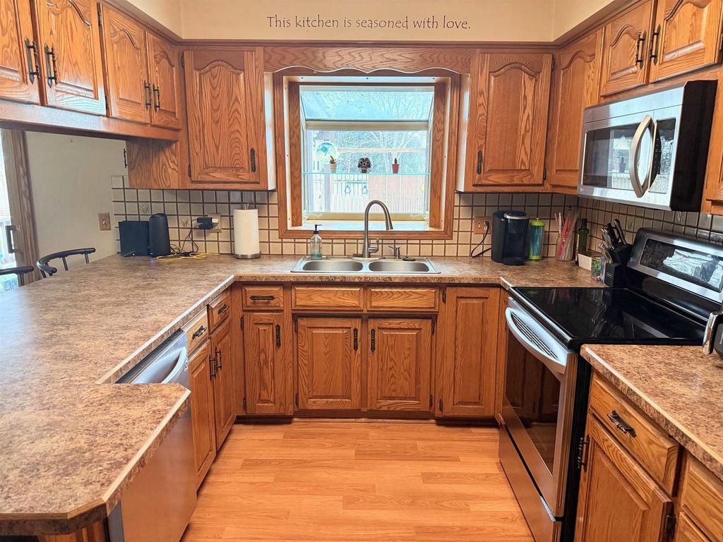 Photo of N4299 County Rd E Rd, Kaukauna, WI 54130 (MLS # 50320888)