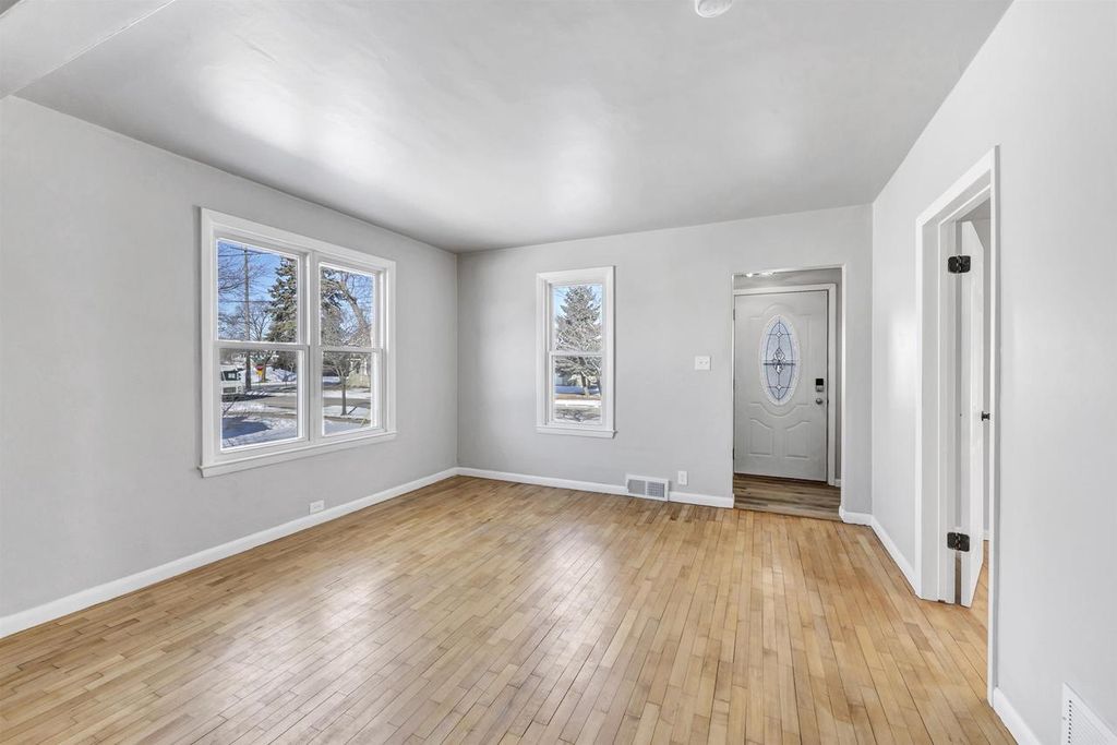 Photo of 415 E Maple STREET, Appleton, WI 54915 (MLS # 50320781)