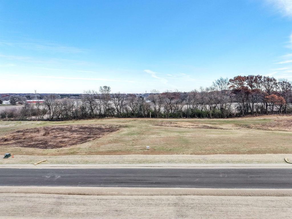 Photo of Lot 3 Hawks View, Edgerton, WI 53534 (MLS # 2018661)