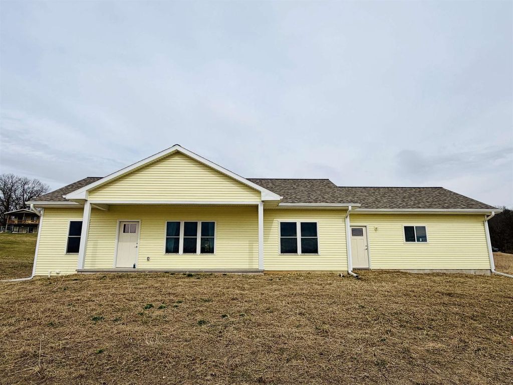 Photo of N2577 Pine Tree ROAD, Monroe, WI 53566 (MLS # 2018650)