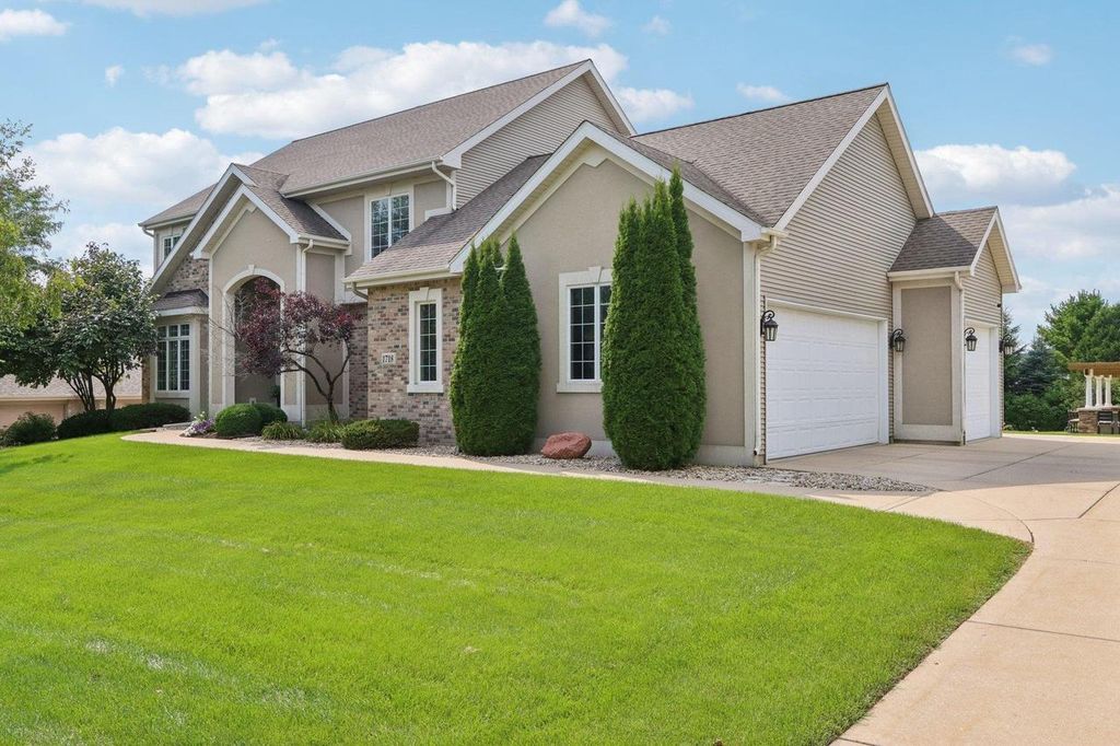 Photo of 1718 Hidden Hill DRIVE, Verona, WI 53593 (MLS # 2020780)
