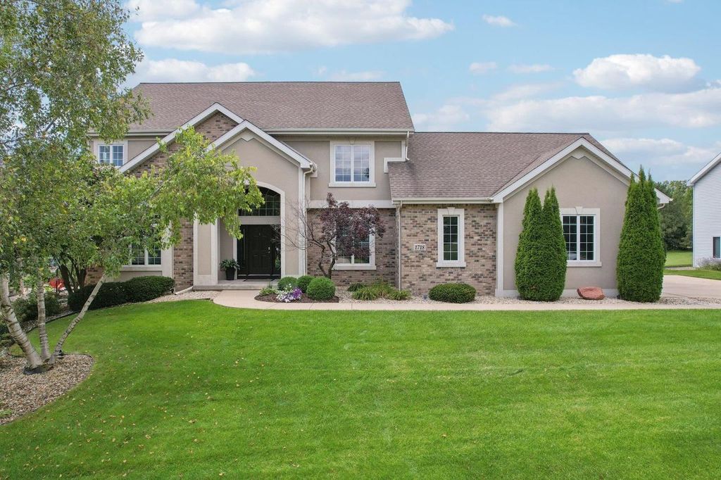 Photo of 1718 Hidden Hill DRIVE, Verona, WI 53593 (MLS # 2020780)