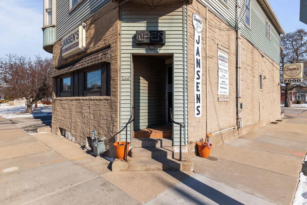 Photo of 344 Bowen STREET, Oshkosh, WI 54901 (MLS # 50320720)