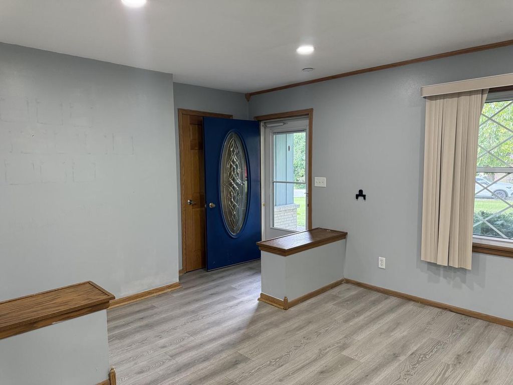 Photo of 15837 W Robin ROAD, New Berlin, WI 53151 (MLS # 1942039)