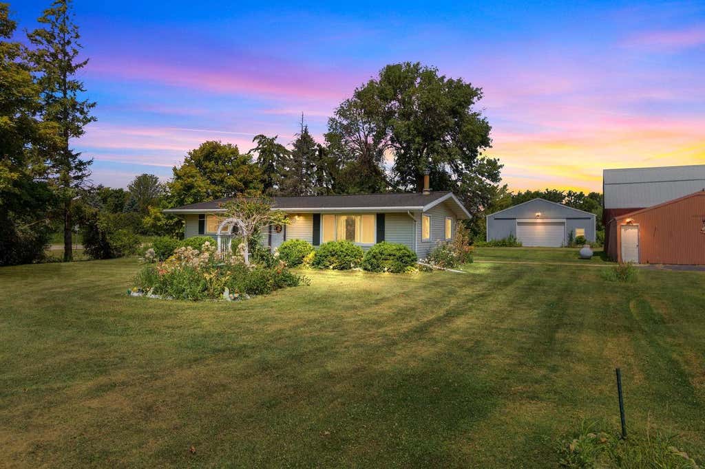 Photo of W6576 Manitowoc ROAD, Menasha, WI 54952 (MLS # 50329942)