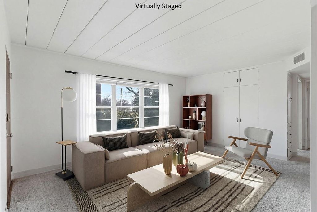 Photo of 33 Sherman TERRACE #3, Madison, WI 53704 (MLS # 2016178)