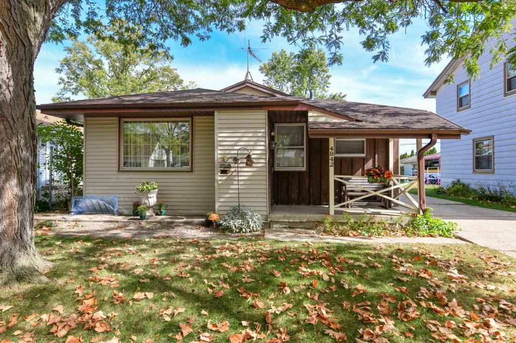 Photo of 4842 N 104th STREET, Milwaukee, WI 53225 (MLS # 1937480)