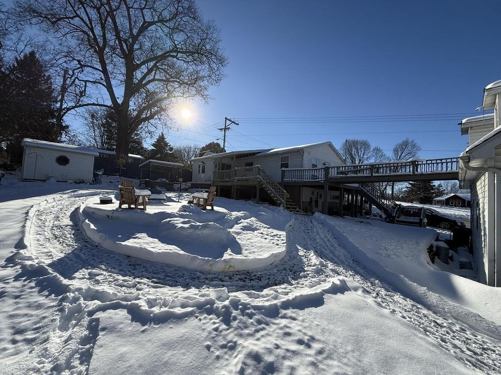 Photo of 825 Fountain STREET, Mineral Point, WI 53565 (MLS # 2012522)