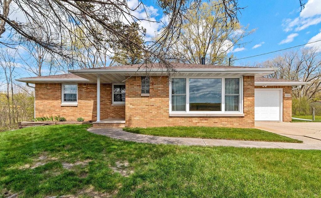 Photo of 1768 North ROAD, Ashwaubenon, WI 54313 (MLS # 50325276)
