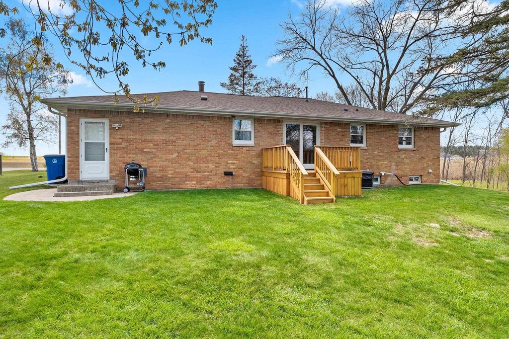 Photo of 1768 North ROAD, Ashwaubenon, WI 54313 (MLS # 50325276)