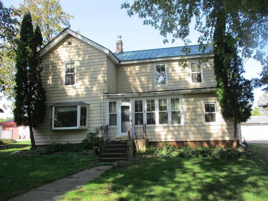 Photo of 608 La Valle STREET, Reedsburg, WI 53959 (MLS # 2009042)
