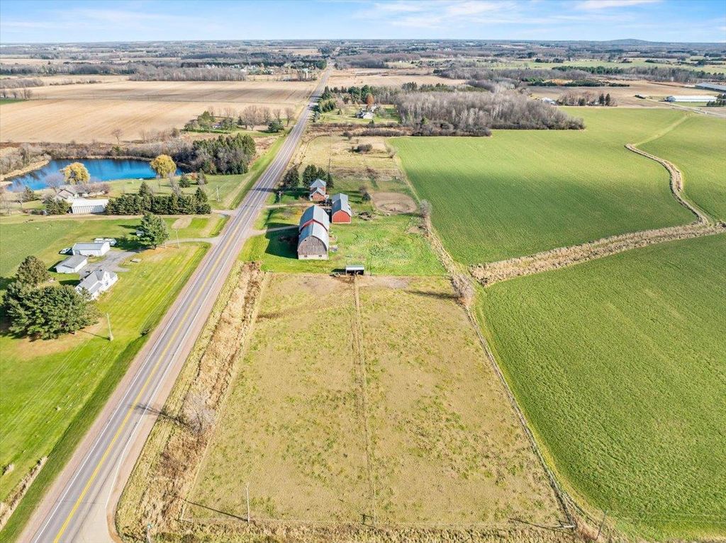 Photo of 10671 State Highway 10, Marshfield, WI 54449 (MLS # 22505835)