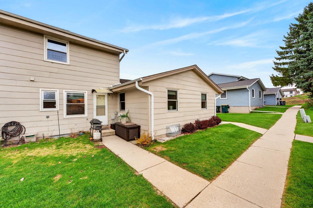Photo of 1816 Miller STREET #2, West Bend, WI 53095 (MLS # 1968406)