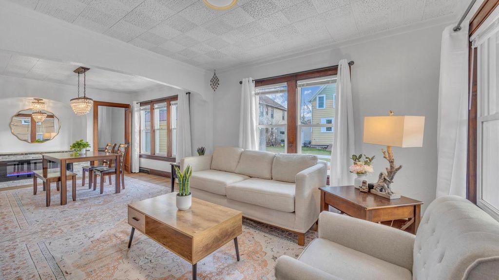 Photo of 715 N 14th STREET, Sheboygan, WI 53081 (MLS # 1949097)