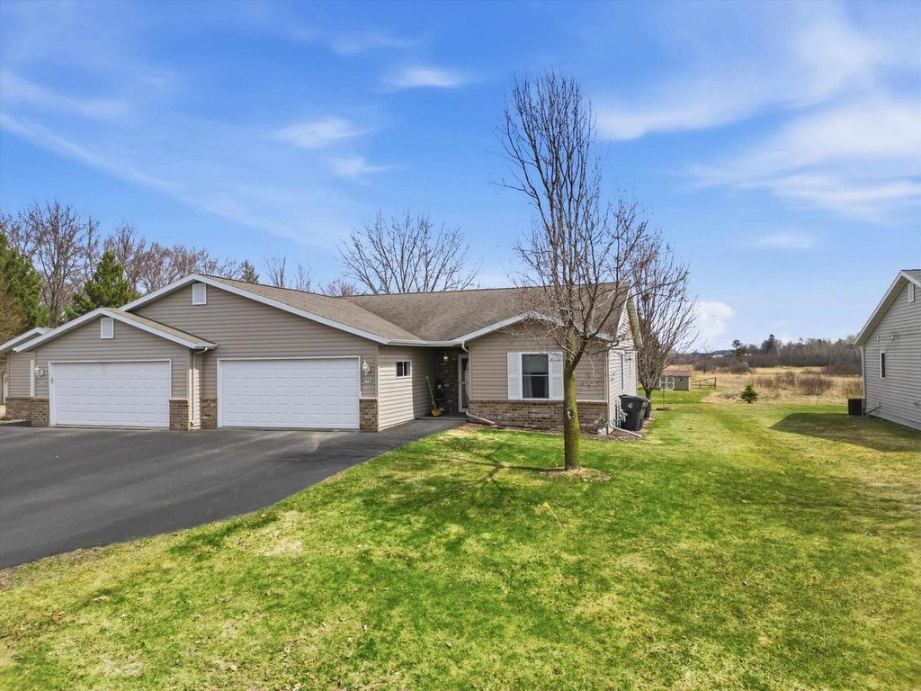 Photo of 1709 N Hume AVENUE, Marshfield, WI 54449 (MLS # 22601422)