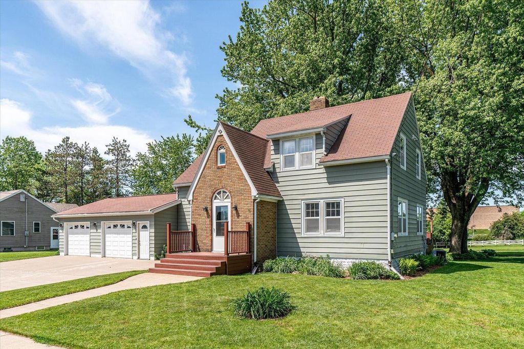 Photo of 409 Coe STREET, Cashton, WI 54619 (MLS # 1964882)