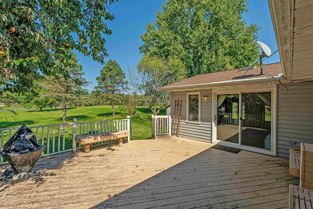 Photo of 4174 BRIAN STREET, Mcfarland, WI 53558 (MLS # 2015396)