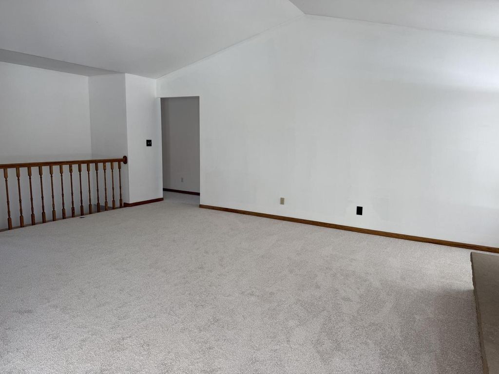 Photo of S85W19635 Colonial COURT, Muskego, WI 53150 (MLS # 1947116)