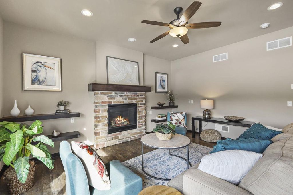 Photo of 9933 Autumn Breeze ROAD, Middleton, WI 53562 (MLS # 2018882)