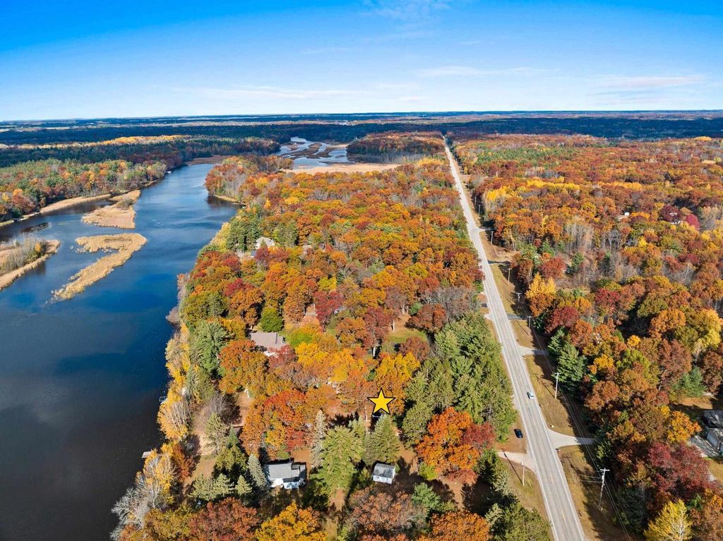 Photo of N3221 Right Of Way ROAD, Peshtigo, WI 54157 (MLS # 50317574)