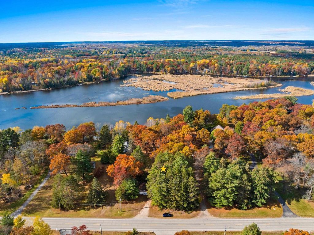 Photo of N3221 Right Of Way ROAD, Peshtigo, WI 54157 (MLS # 50317574)