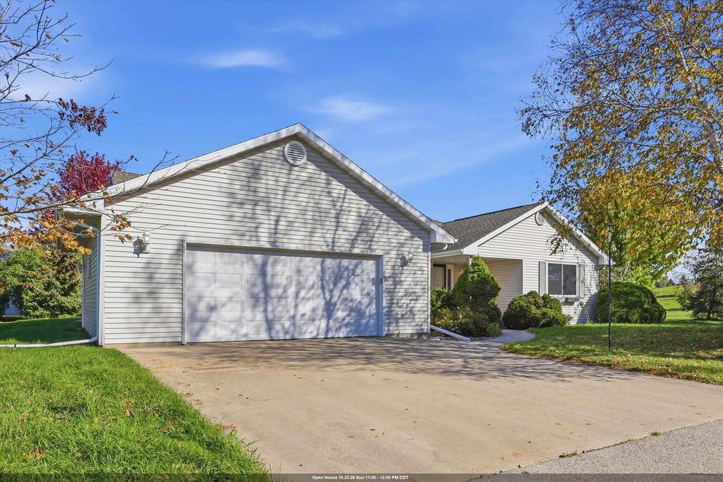 Photo of W4716 Nature COURT, Sherwood, WI 54169 (MLS # 50334096)
