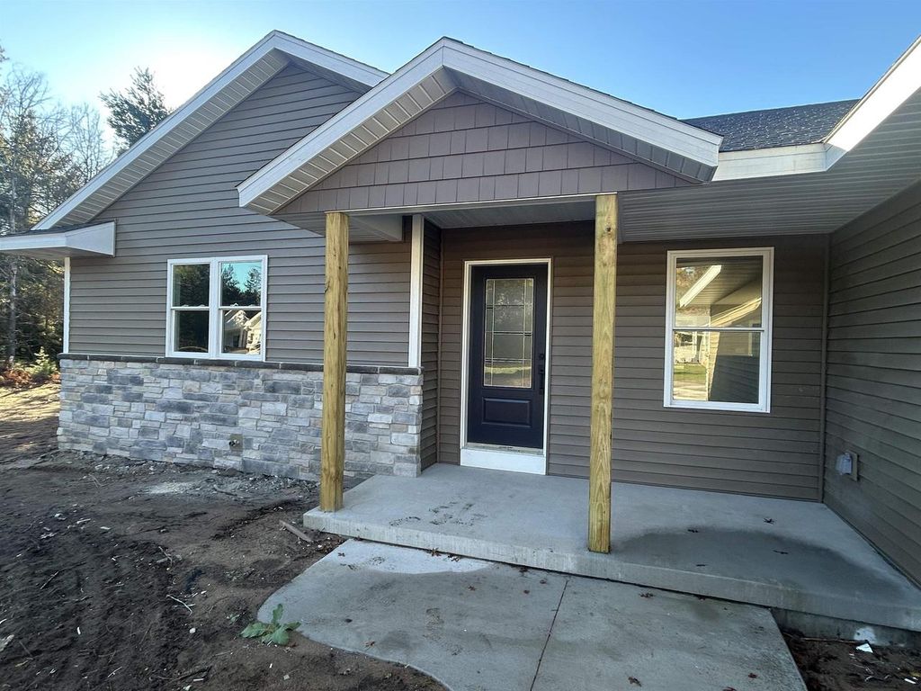 Photo of 4610 Grand Pine DRIVE, Wisconsin Rapids, WI 54494 (MLS # 22505267)