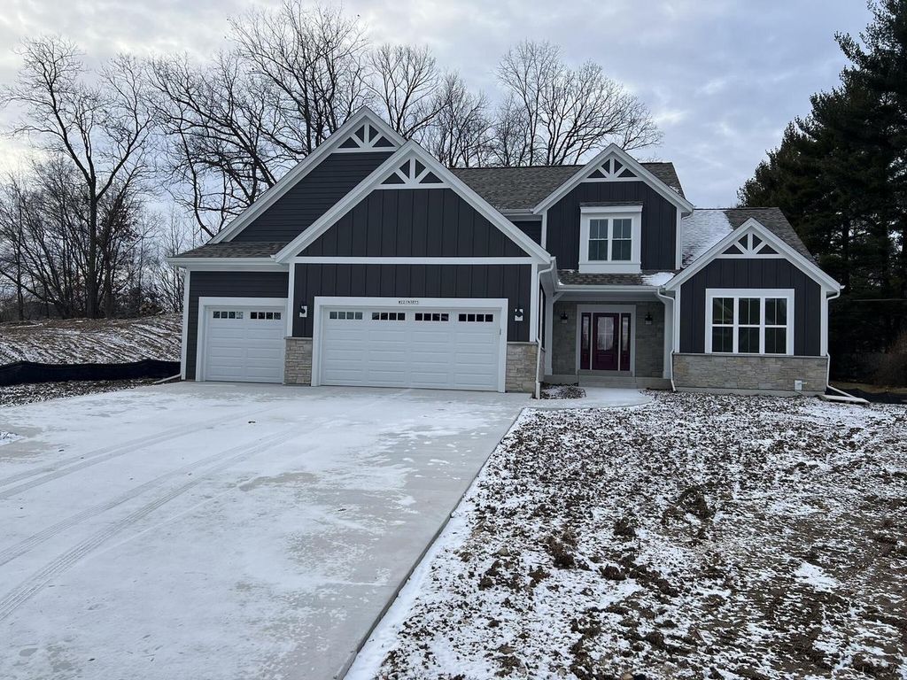 Photo of W221 N3075 Greenwood COURT, Waukesha, WI 53186 (MLS # 1948250)