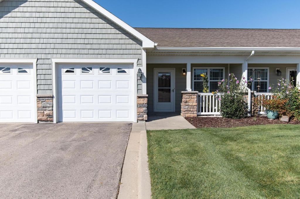 Photo of 2840 21st STREET #24, Kenosha, WI 53140 (MLS # 1942758)