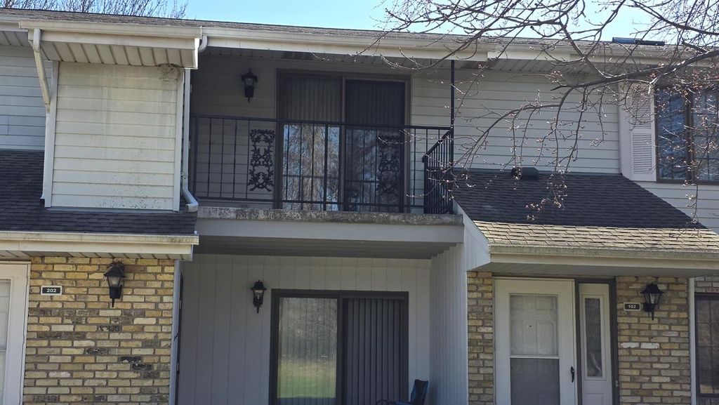 Photo of 1425 Sun Valley DRIVE #202, Mount Pleasant, WI 53406 (MLS # 1960427)