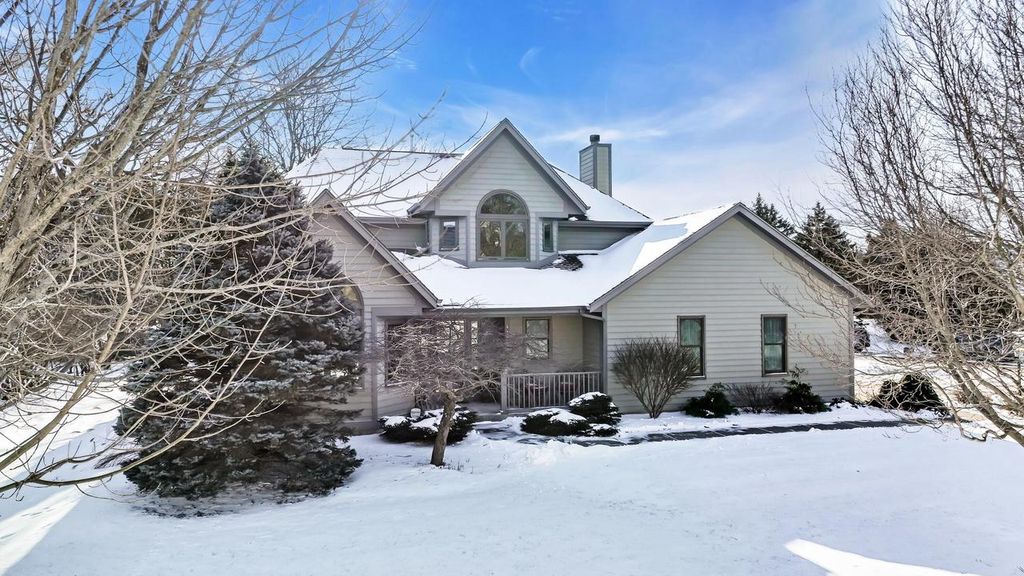 Photo of 4731 Willow Wood DRIVE, Mount Pleasant, WI 53403 (MLS # 1948018)