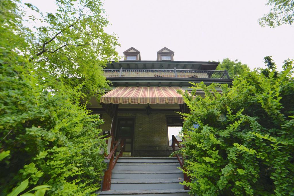 Photo of 2134 N 28th STREET, Milwaukee, WI 53208 (MLS # 1943891)