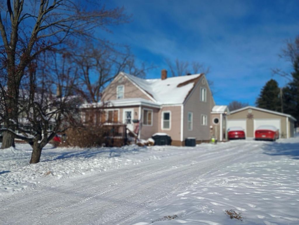 Photo of 109 W 10th STREET, Neillsville, WI 54456 (MLS # 22505644)