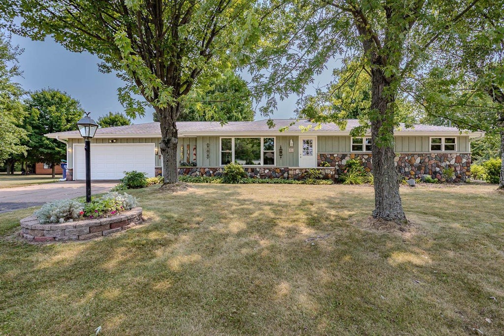 Photo of 7611 Callon AVENUE, Weston, WI 54476 (MLS # 22603617)