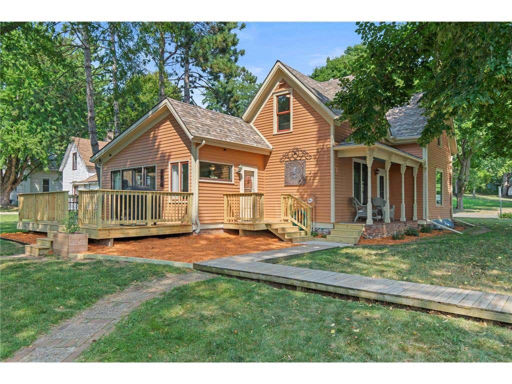 Photo of 1221 10th STREET, Menomonie, WI 54751 (MLS # 7109426)