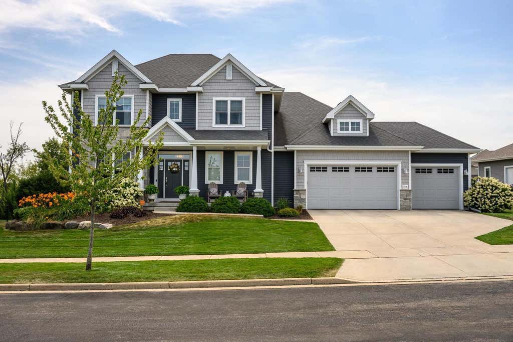 Photo of 1398 Scenic Ridge DRIVE, Verona, WI 53593 (MLS # 2028780)