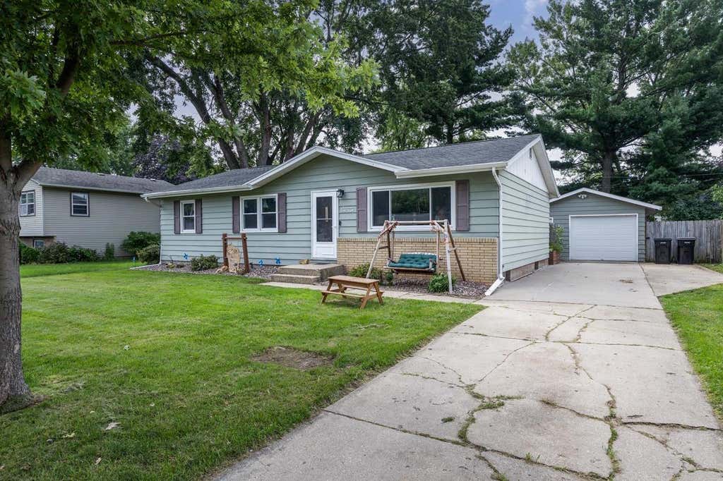 Photo of 1748 Windsor COURT, Beloit, WI 53511 (MLS # 2030633)