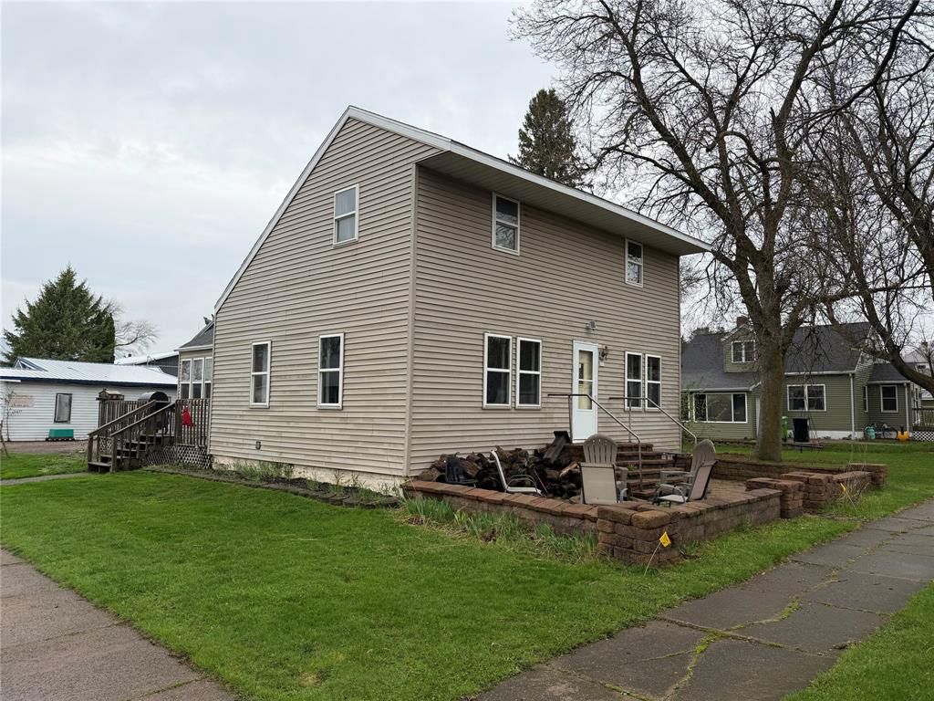 Photo of 101 Thorp STREET, Thorp, WI 54771 (MLS # 1600530)