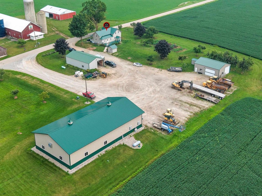Photo of N5951 Division ROAD, Cecil, WI 54111 (MLS # 50331126)
