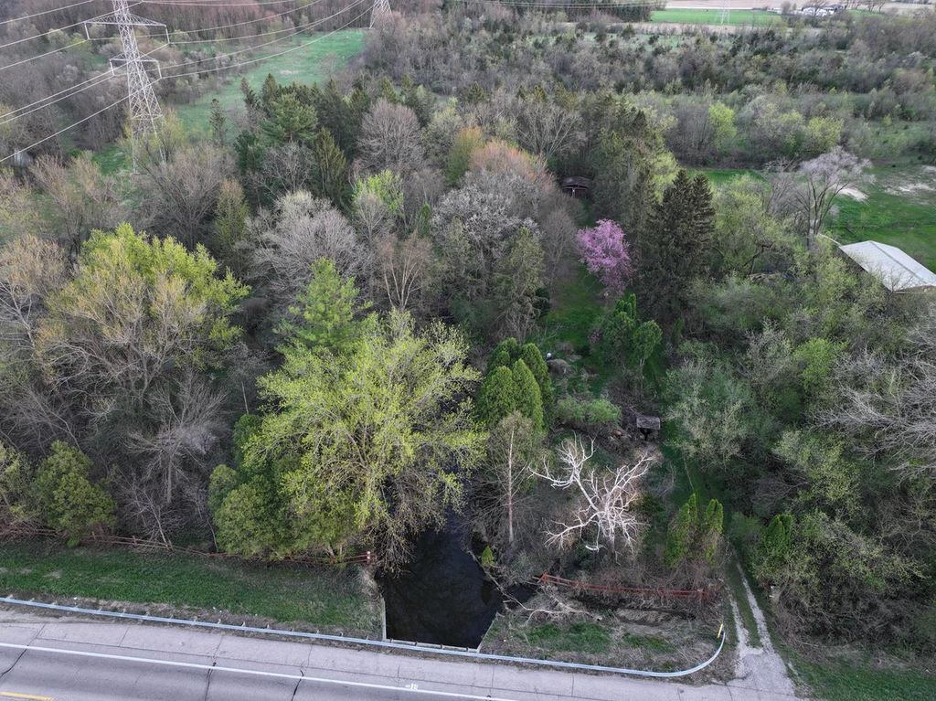 Photo of 2.85 M/L Acres State Highway 81, Beloit, WI 53511 (MLS # 2021595)