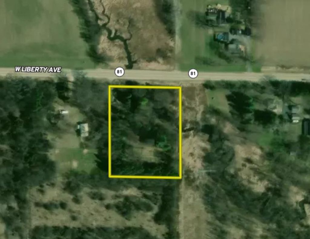 Photo of 2.85 M/L Acres State Highway 81, Beloit, WI 53511 (MLS # 2021595)
