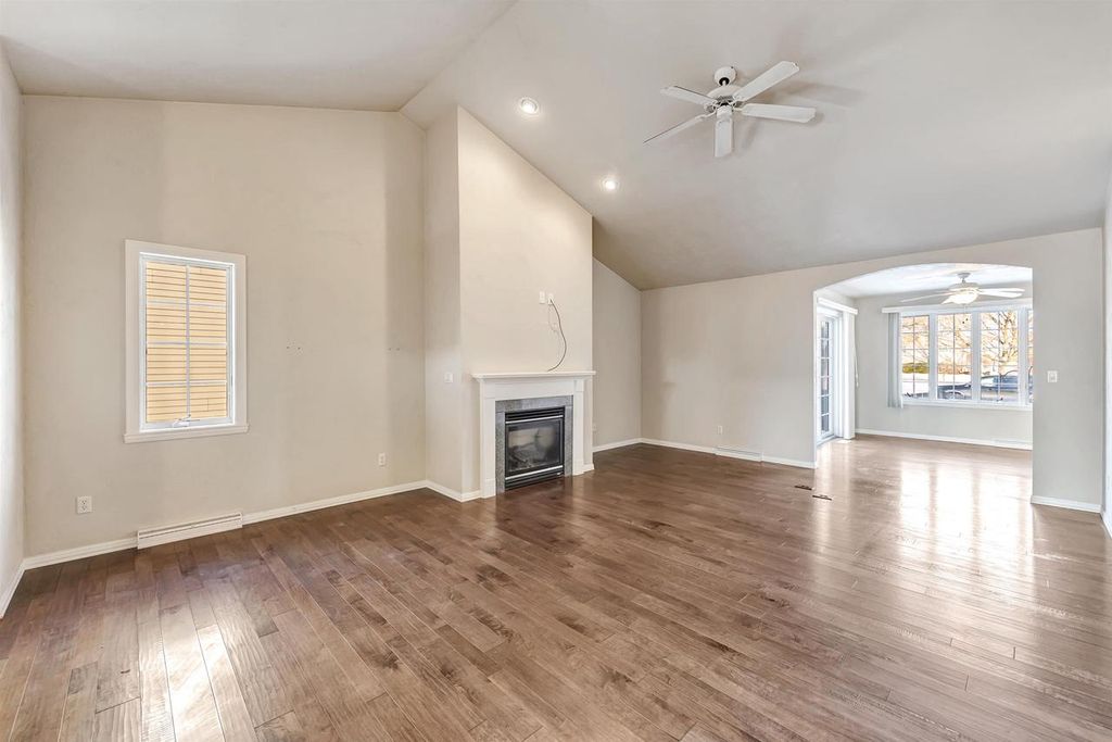 Photo of 5012 W Boxwood LANE, Appleton, WI 54913 (MLS # 50319399)