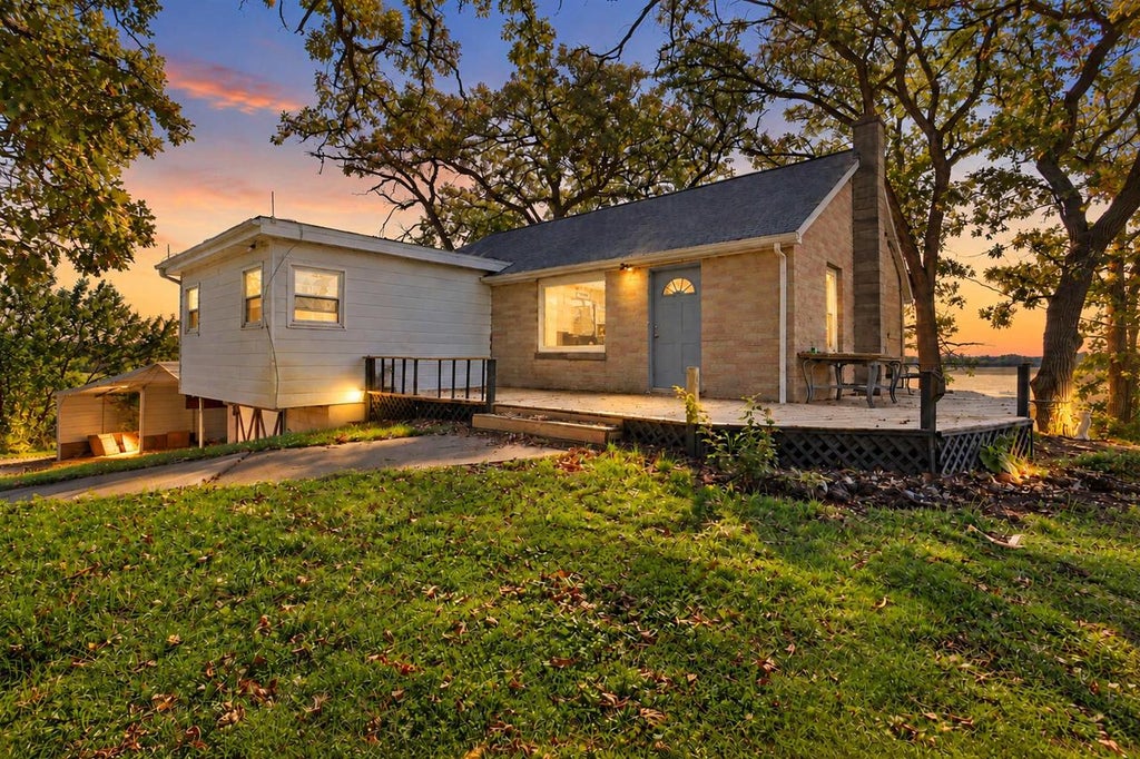Photo of 7114 Wheatland ROAD, Burlington, WI 53105 (MLS # 2034522)
