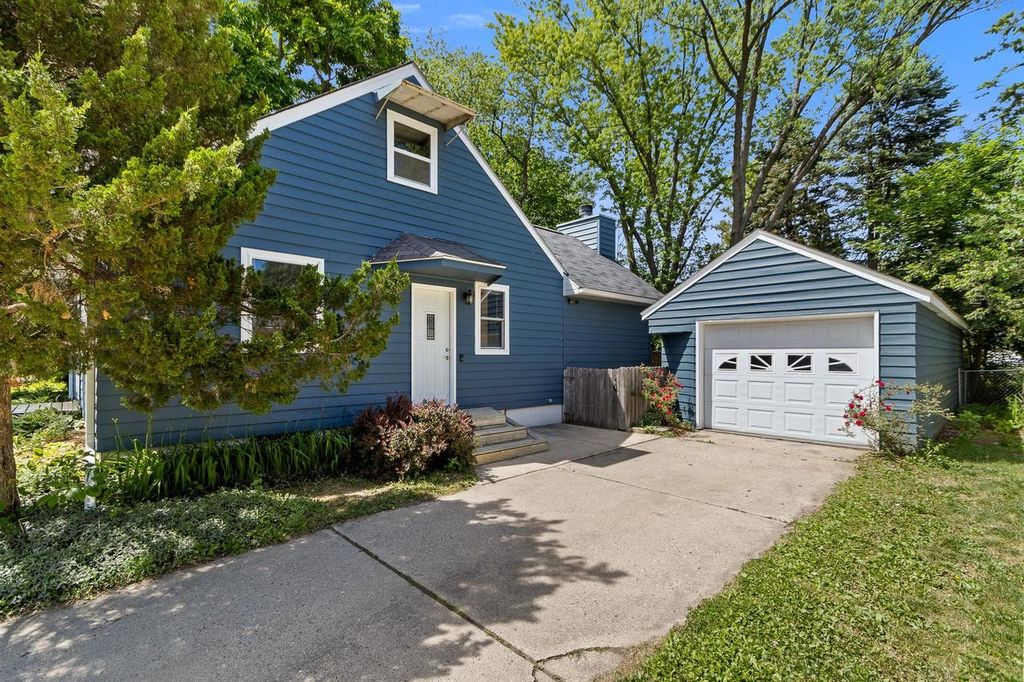 Photo of 247 Orchard DRIVE, Oregon, WI 53575 (MLS # 2024957)